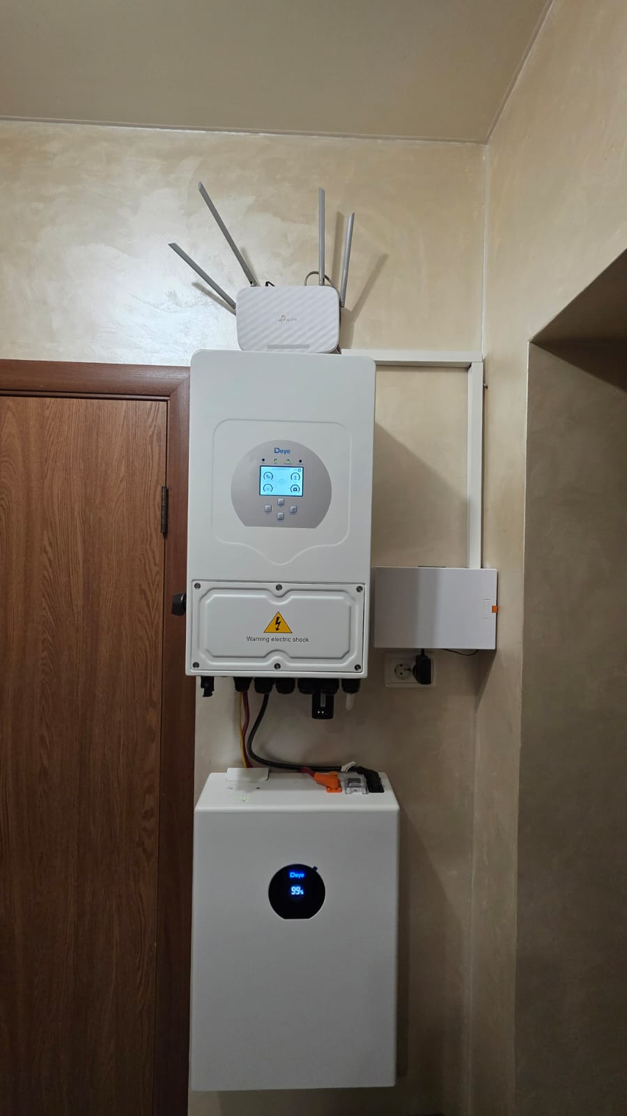 Гібридний інвертор 6кВт + 5кВт АКБ
м. Тернопіль - 1